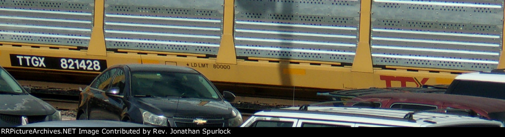 TTGX 821428, detail of car number